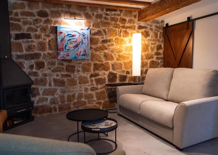 Pozo Ronanuela بيت للعطل *